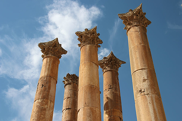 Temple of Artemis - Jordan - Jerash - Jordan Day Tour & More